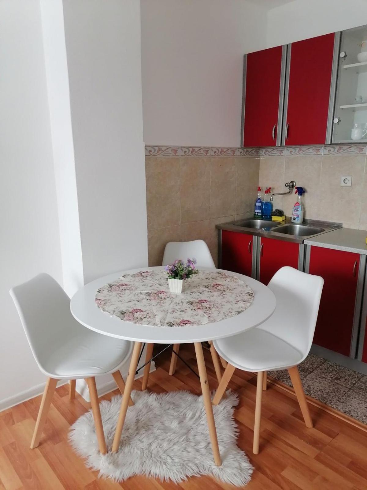 Apartman Беране Екстер'єр фото